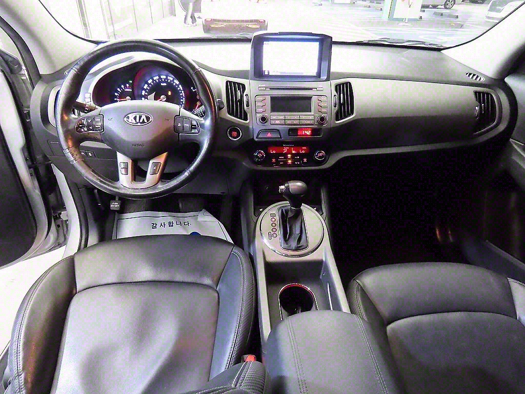 KIA Sportage - Vista 10
