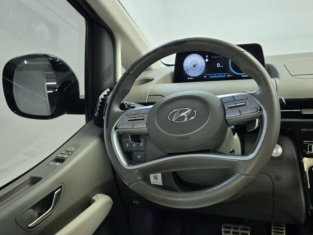 HYUNDAI Staria - Vista 9