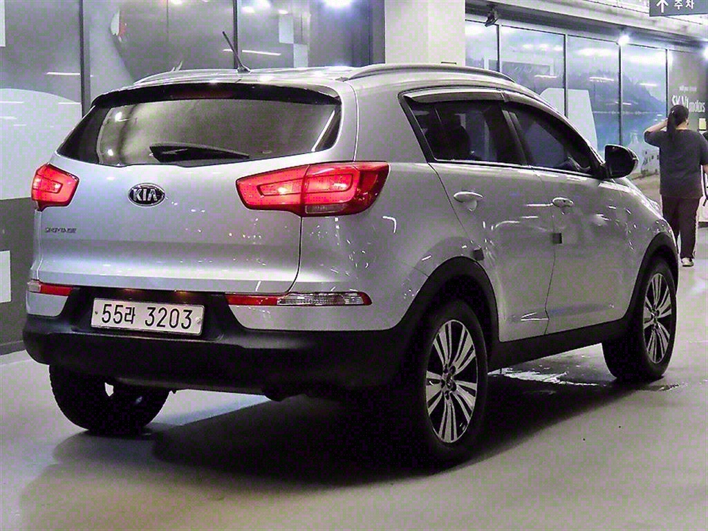 KIA Sportage - Vista 4