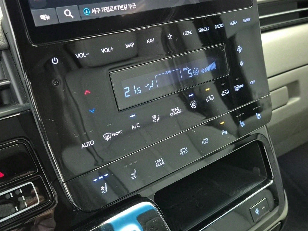 HYUNDAI Staria 2023 Negro - Importación desde Corea - HF Imports Iquique - Foto 16