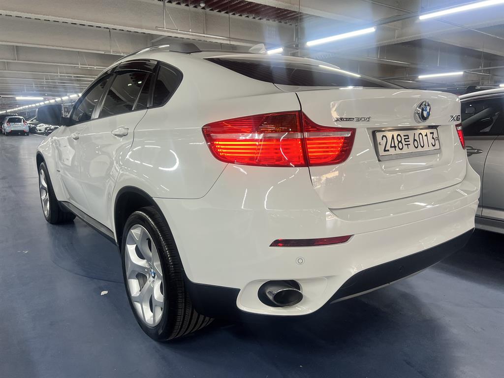 BMW X6 - Vista 4