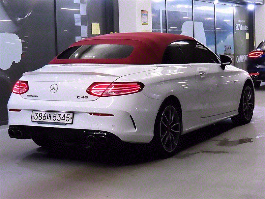 Mercedes Benz C Class - Vista 4