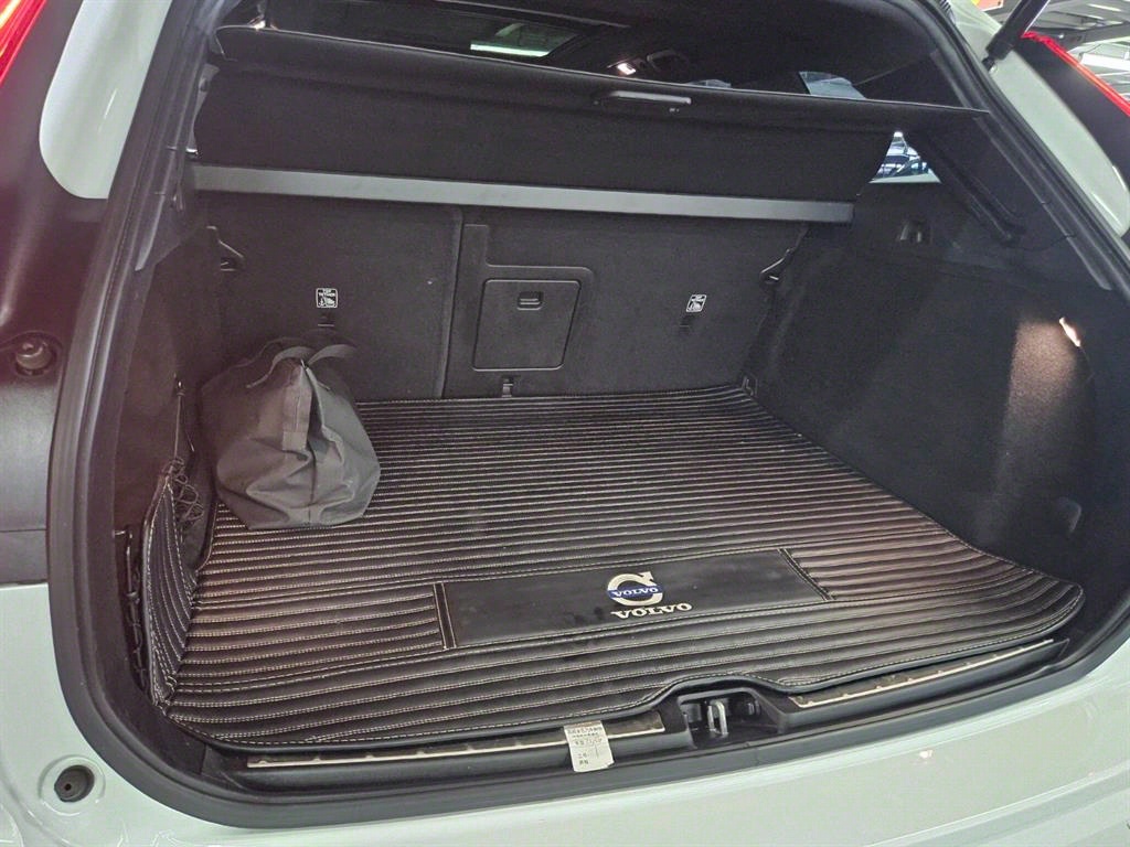 Volvo XC60 2021 Blanco - Importación desde Corea - HF Imports Iquique - Foto 17