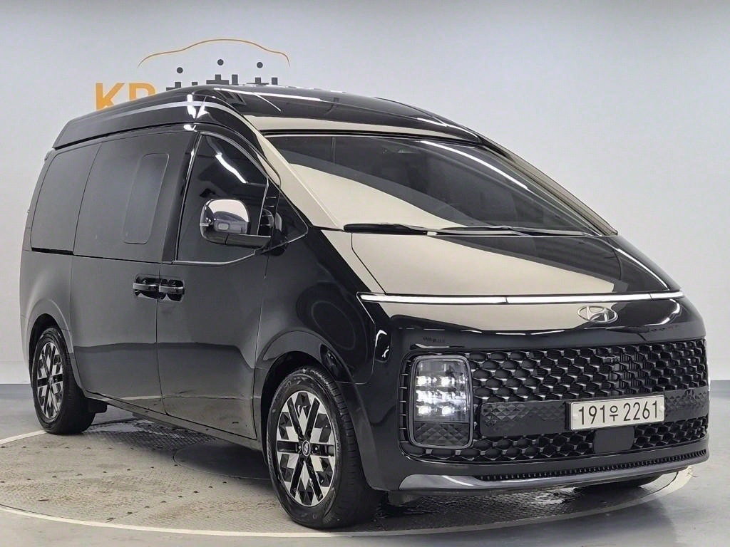 HYUNDAI Staria - Vista 4