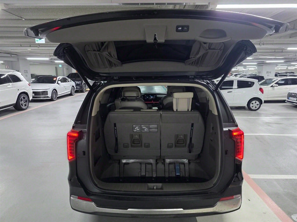 KIA Carnival 2024 Negro - Importación desde Corea - HF Imports Iquique - Foto 18