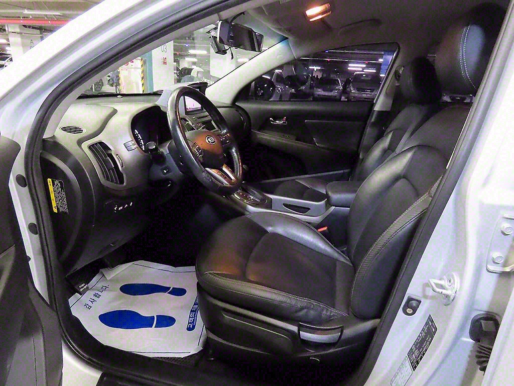 KIA Sportage - Vista 6