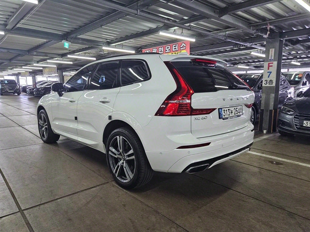 Volvo XC60 - Vista 4