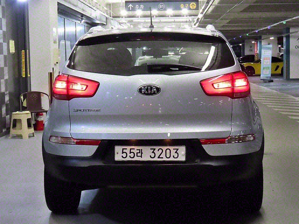 KIA Sportage - Vista 5
