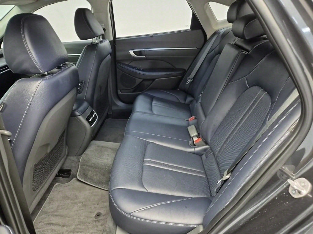 HYUNDAI Sonata - Vista 10