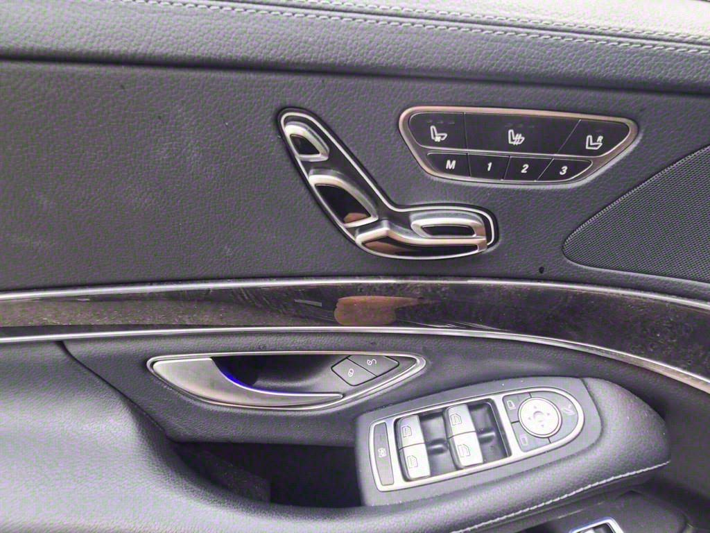 Mercedes Benz S Class - Vista 12