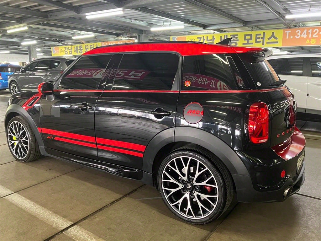 Mini Countryman - Vista 4