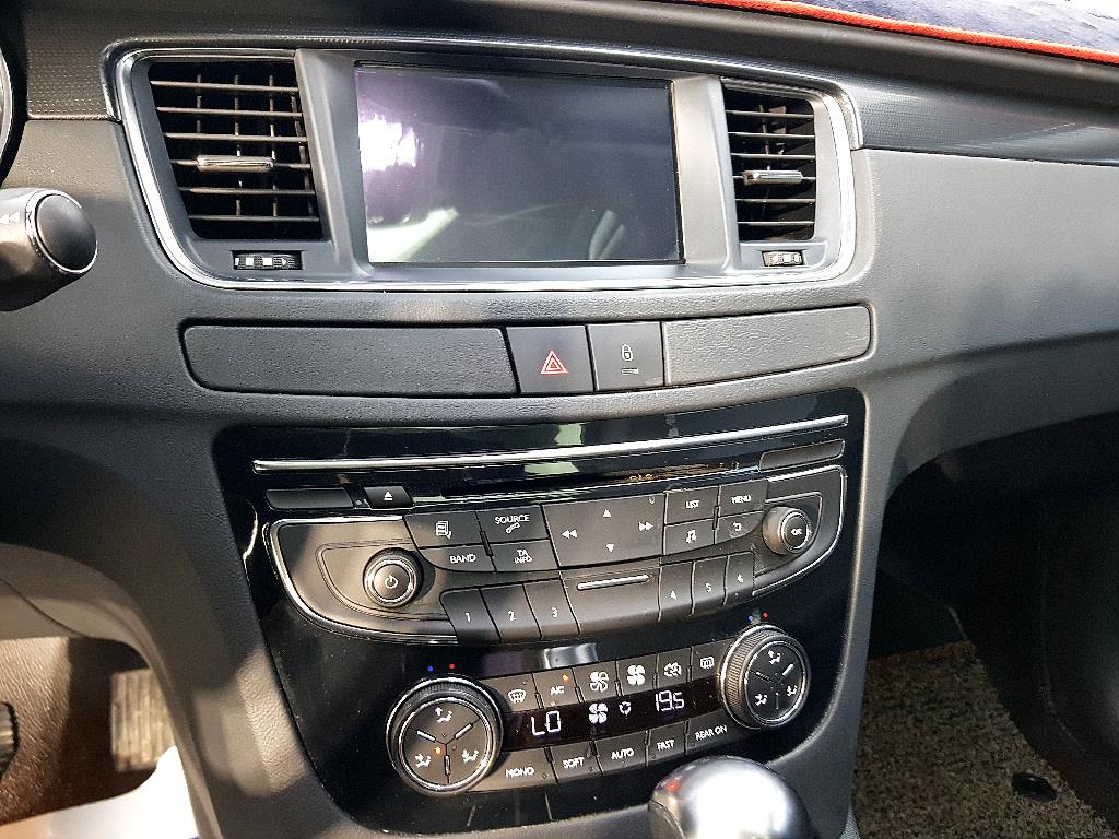 Peugeot 508 - Vista 12