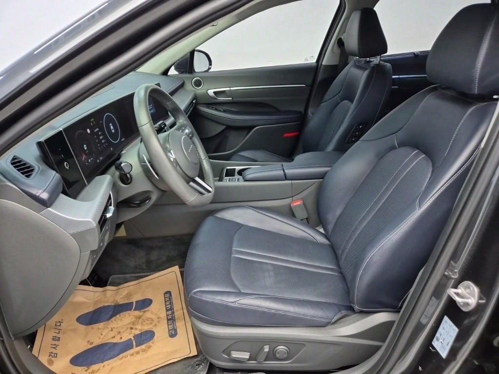 HYUNDAI Sonata - Vista 9