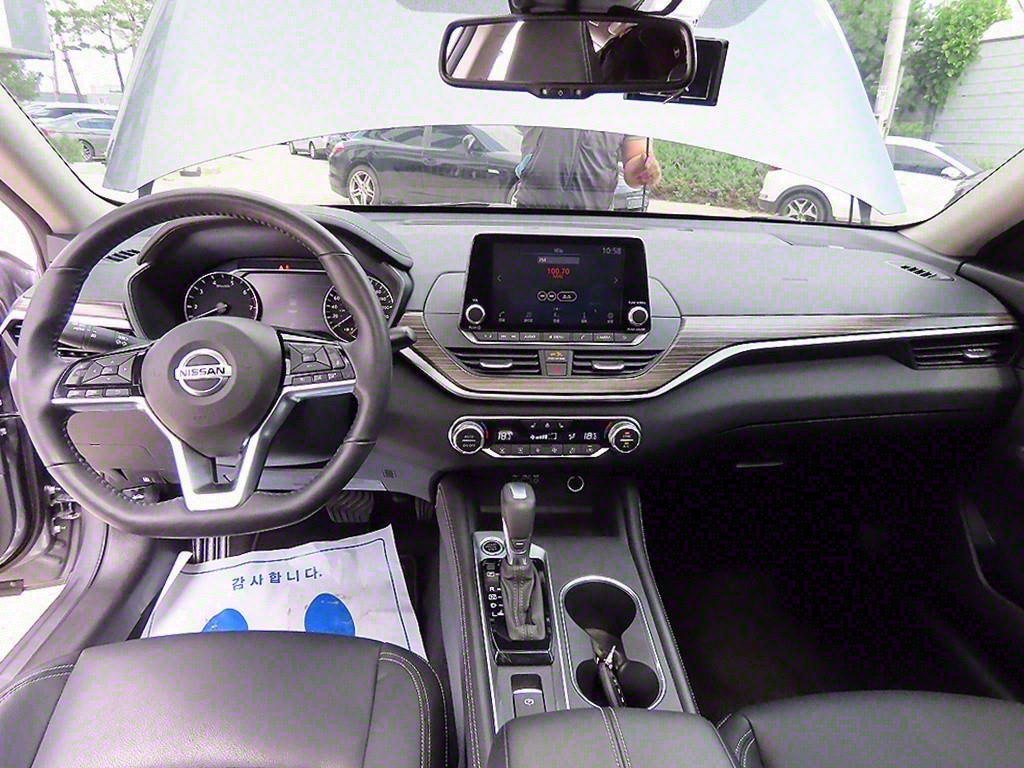 Nissan Altima - Vista 7