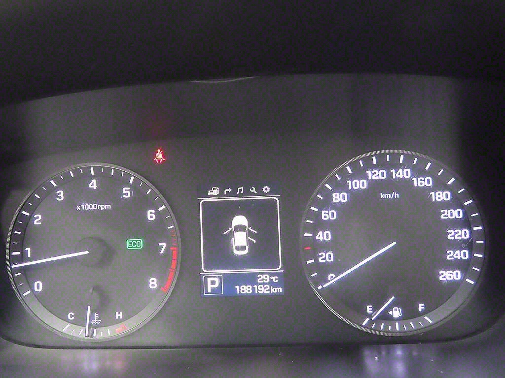 HYUNDAI Sonata - Vista 11