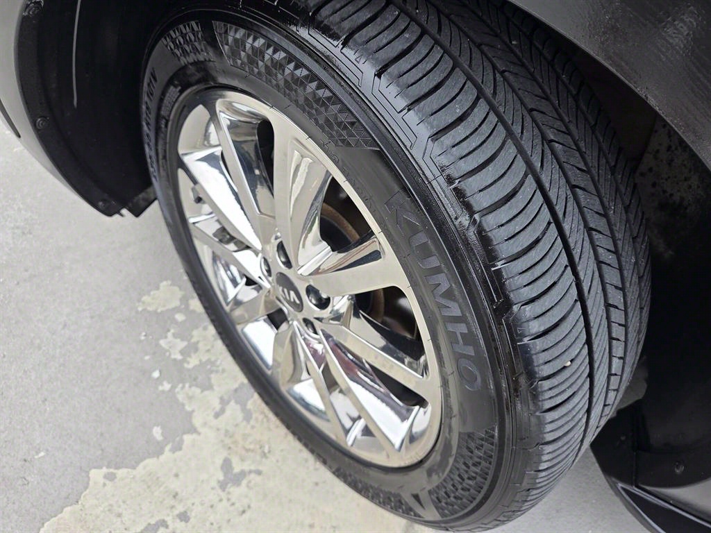 KIA Sorento - Vista 5