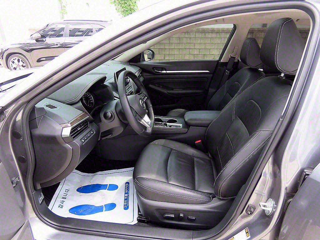 Nissan Altima - Vista 5