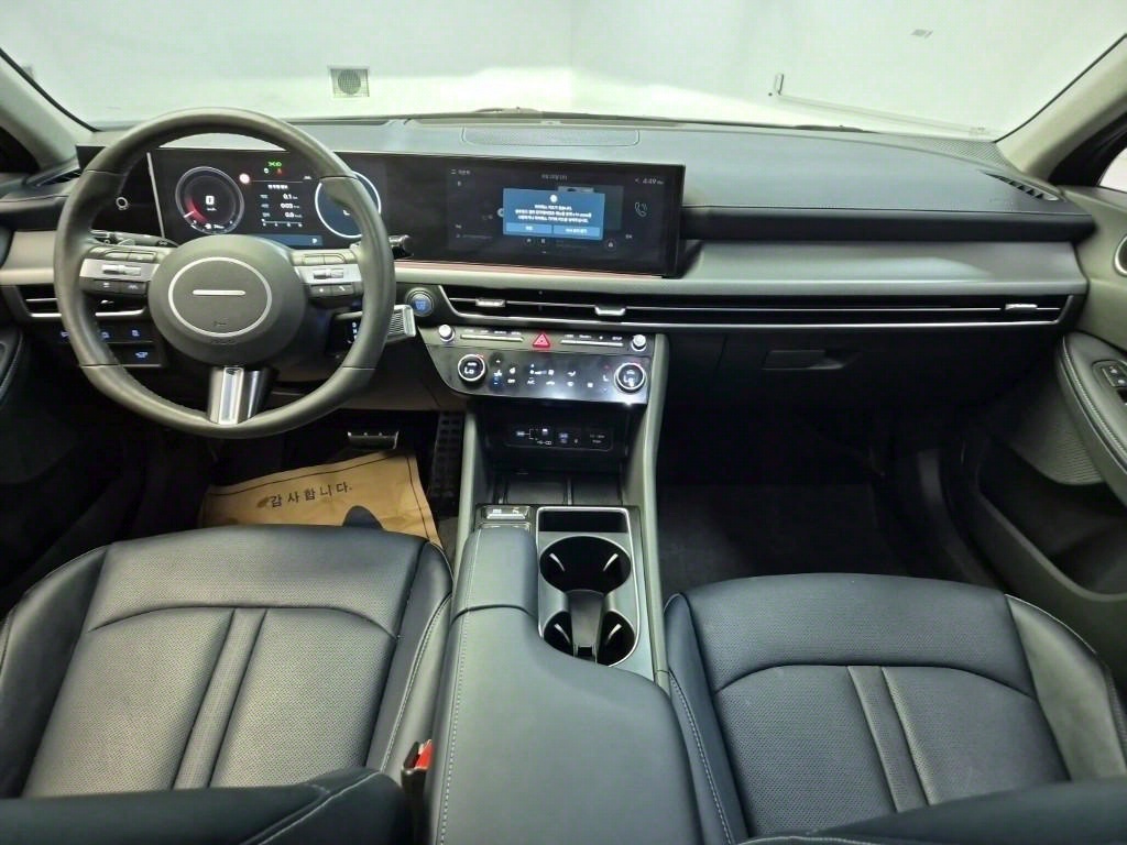 HYUNDAI Sonata - Vista 11