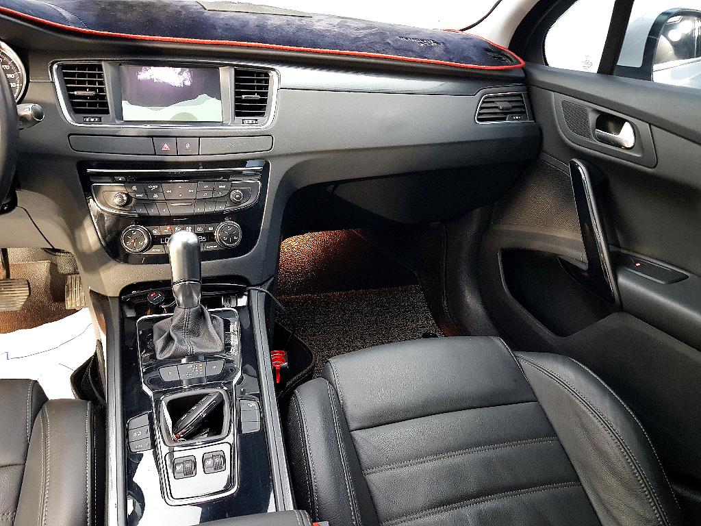 Peugeot 508 - Vista 10