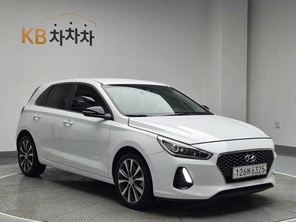 HYUNDAI i30 - Vista 4