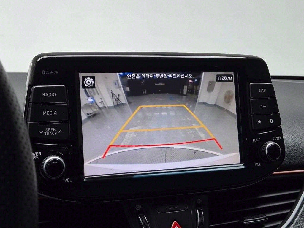 HYUNDAI i30 2017 Blanco - Importación desde Corea - HF Imports Iquique - Foto 14