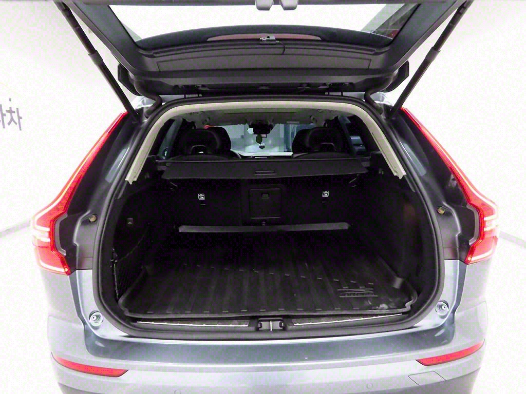 Volvo XC60 2018 Gris - Importación desde Corea - HF Imports Iquique - Foto 14