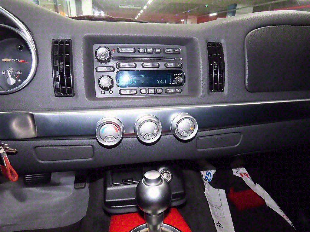 Chevrolet SSR 2004 Rojo - Importación desde Corea - HF Imports Iquique - Foto 17