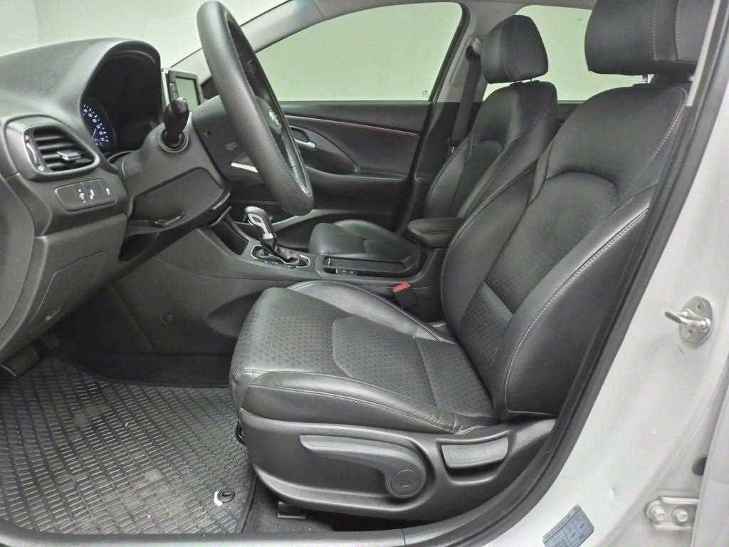 HYUNDAI i30 - Vista 11