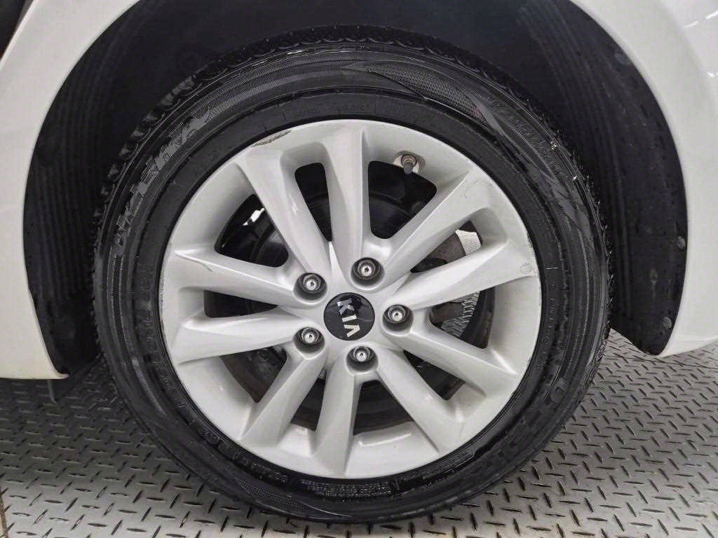 KIA K3 2017 Blanco - Importación desde Corea - HF Imports Iquique - Foto 20