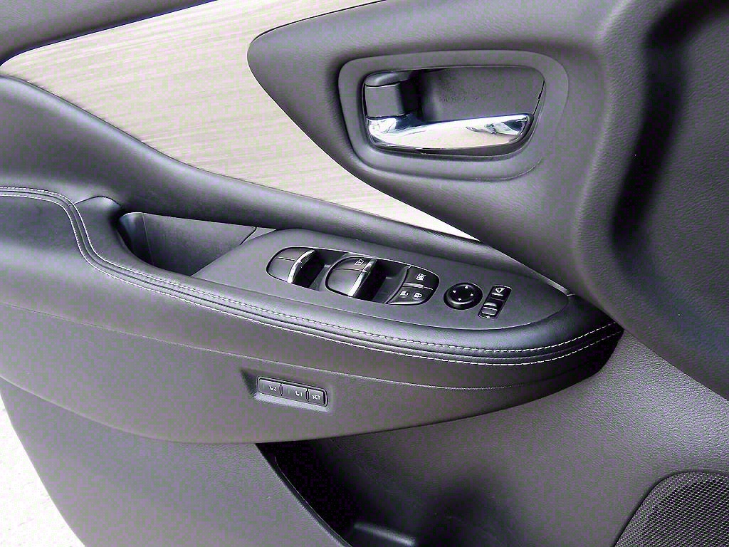 Nissan Murano - Vista 11