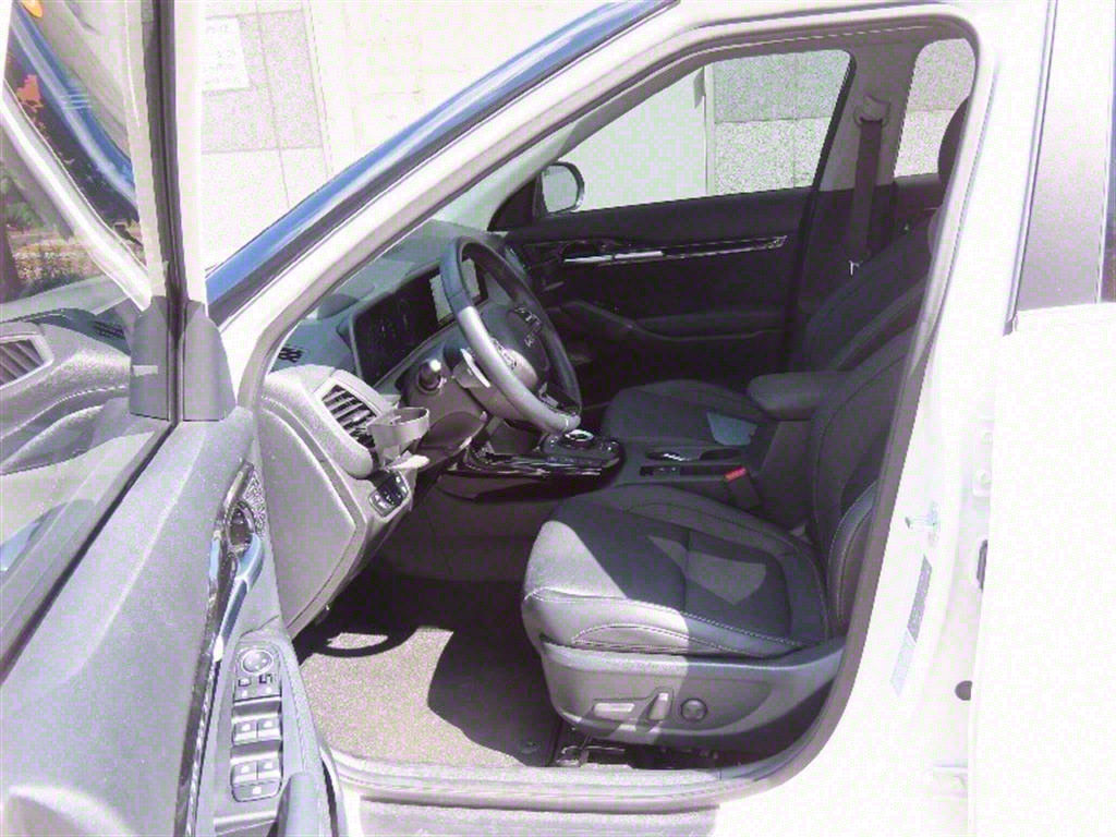 KIA Seltos 2023 Blanco - Importación desde Corea - HF Imports Iquique - Foto 12