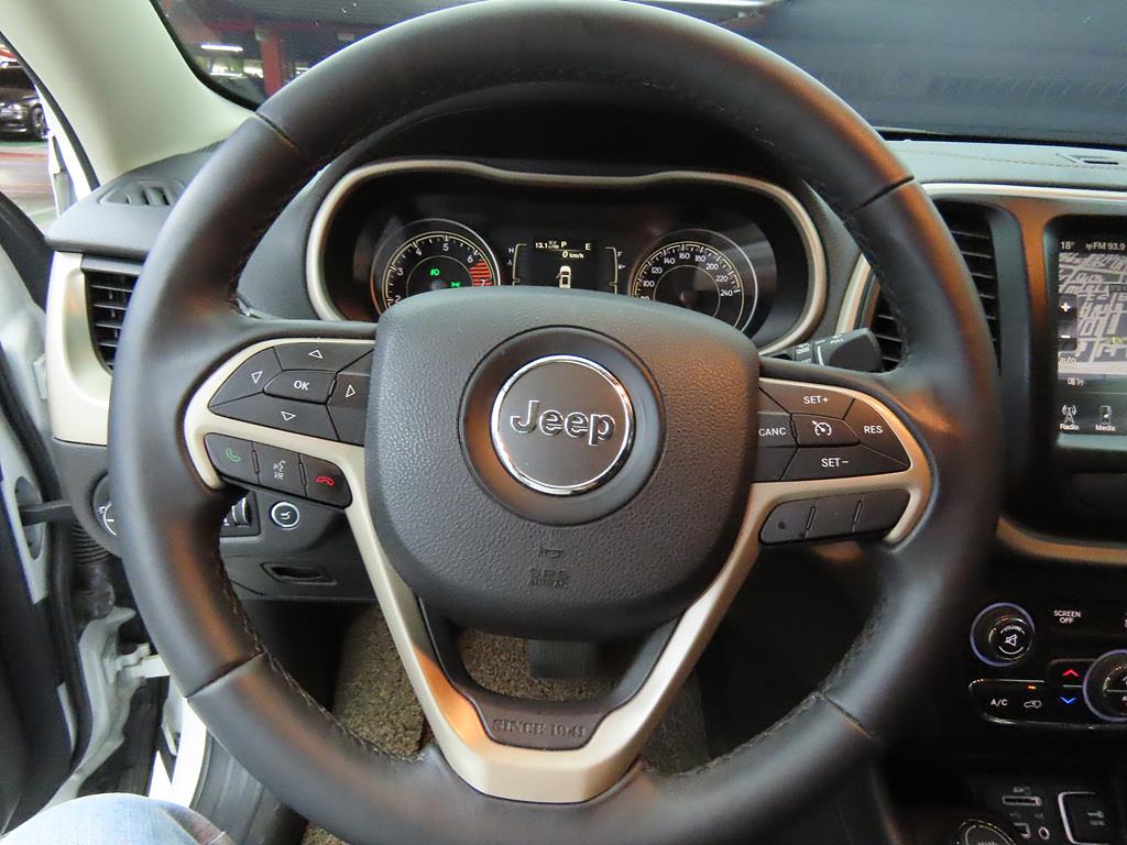 Jeep Cherokee - Vista 7