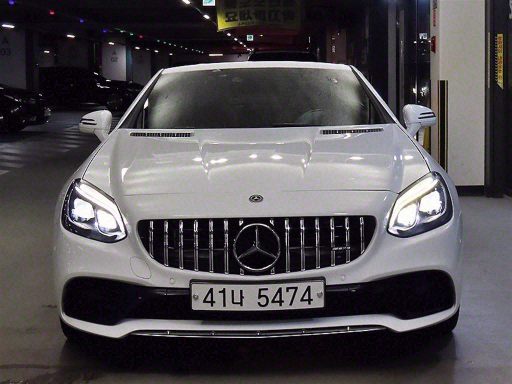 Mercedes Benz SLC Class - Vista 7