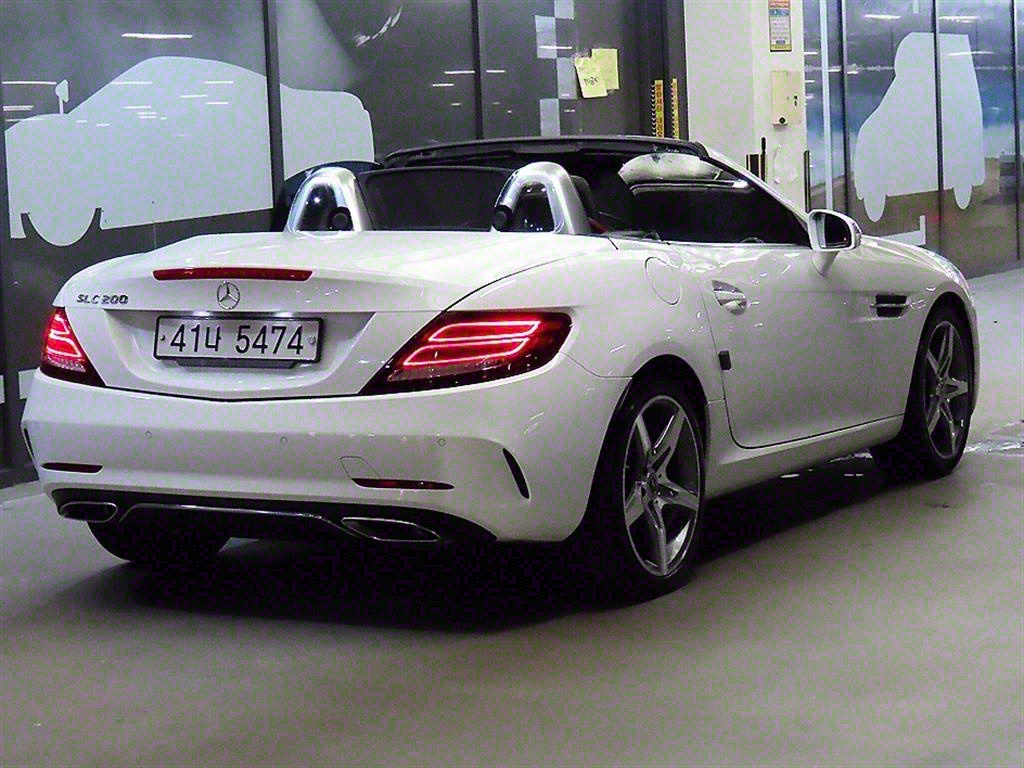 Mercedes Benz SLC Class - Vista 9