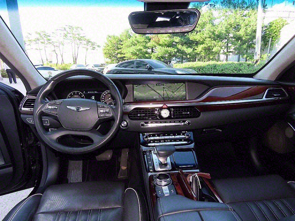 Genesis EQ900 - Vista 7