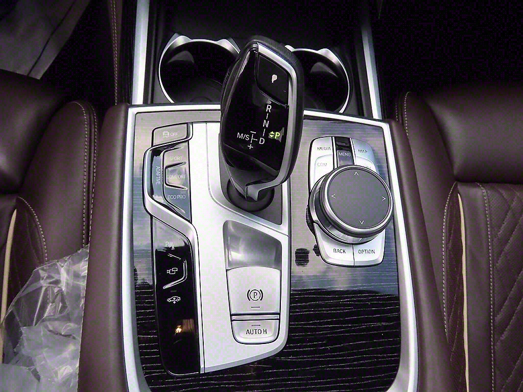 BMW 7 Series - Vista 11