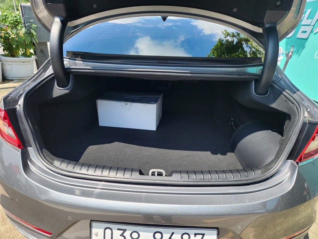 HYUNDAI Grandeur - Vista 5