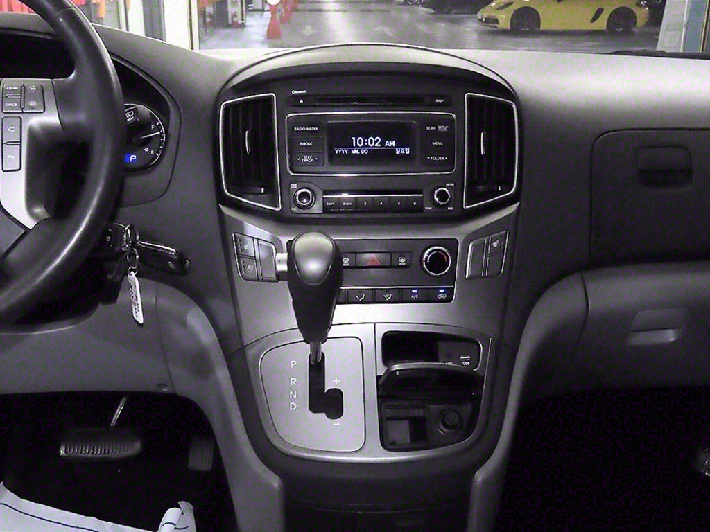 HYUNDAI Starex - Vista 11