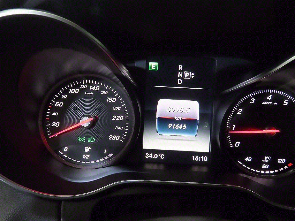 Mercedes Benz C Class - Vista 9