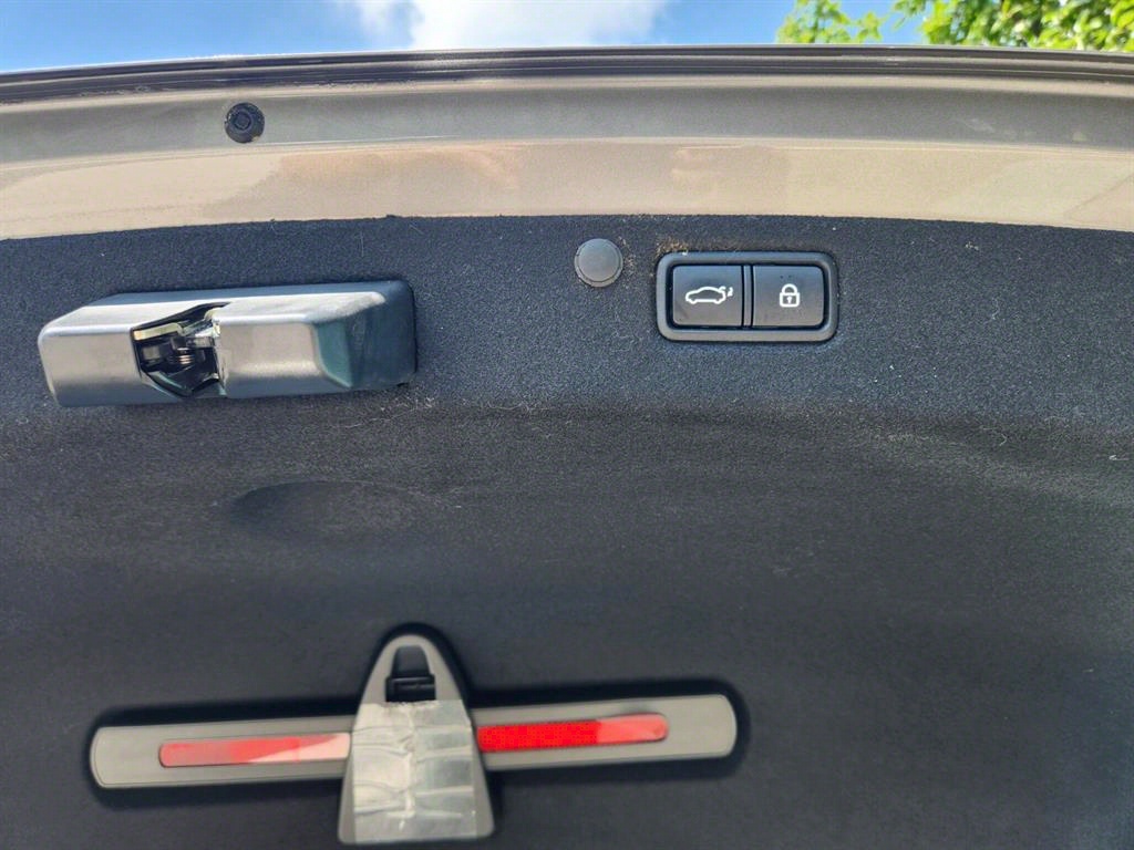 HYUNDAI Grandeur - Vista 6