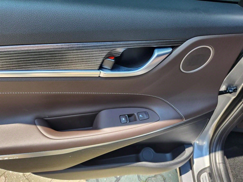 HYUNDAI Grandeur - Vista 7