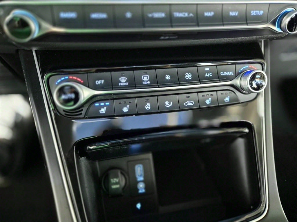 HYUNDAI Grandeur - Vista 10