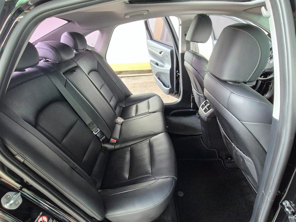 HYUNDAI Grandeur - Vista 7