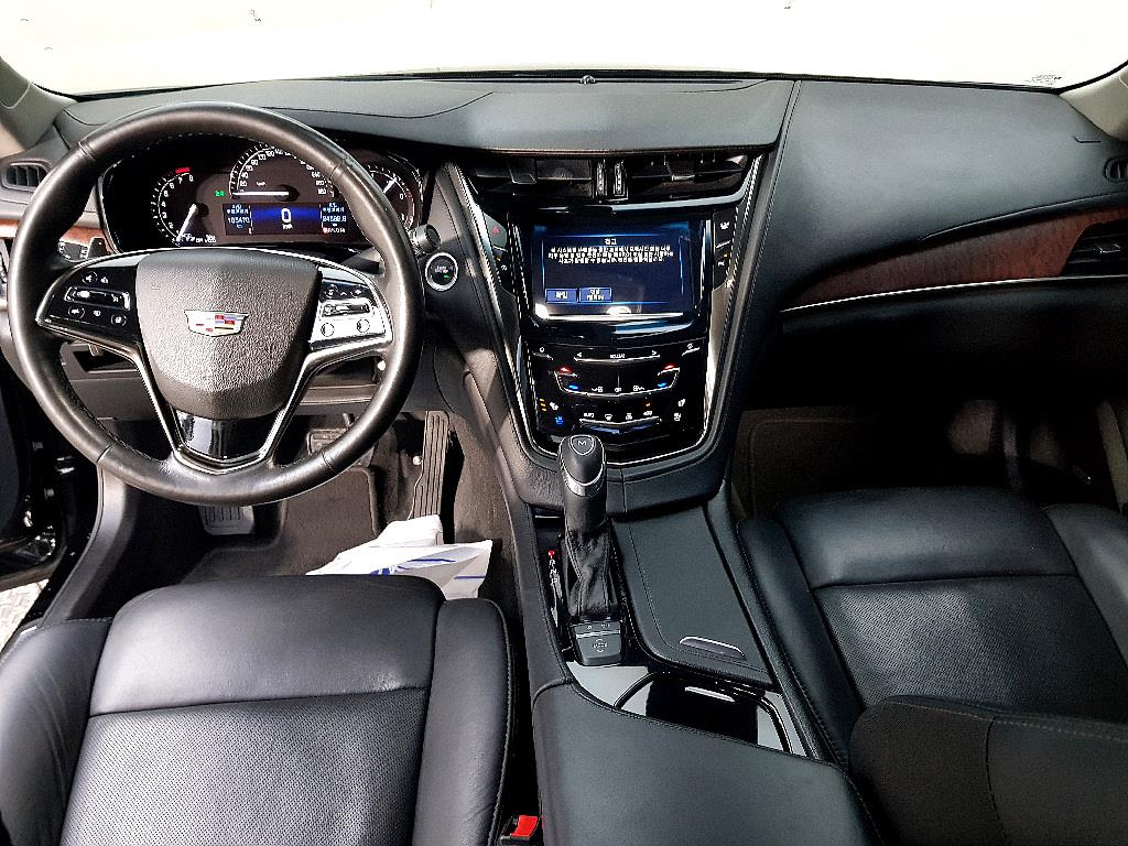 Cadillac CTS - Vista 6