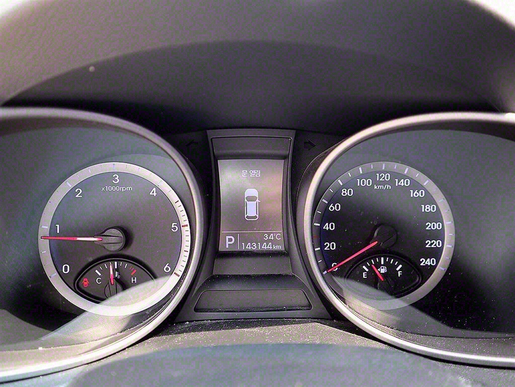 HYUNDAI Santa Fe 2015 Gris - Importación desde Corea - HF Imports Iquique - Foto 9