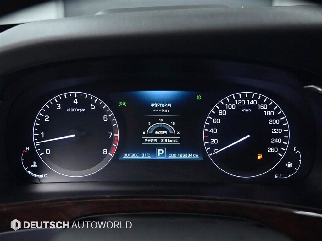 HYUNDAI Equus - Vista 8