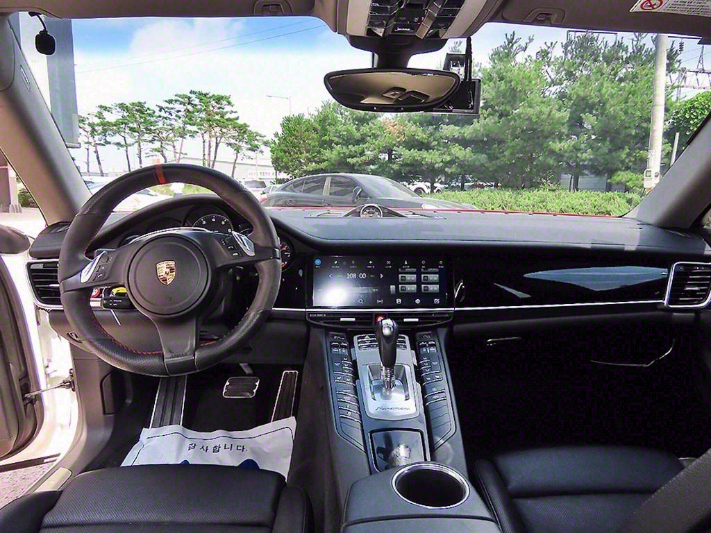 Porsche Panamera - Vista 7