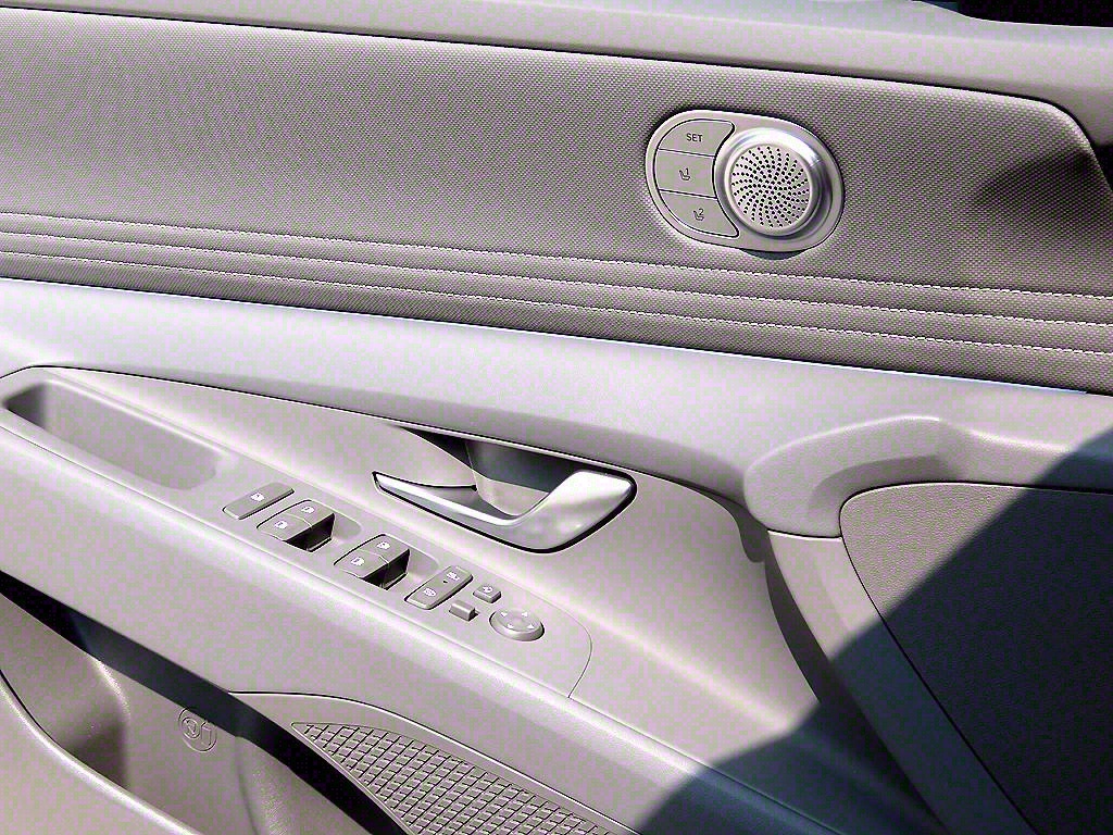 HYUNDAI Avante - Vista 11