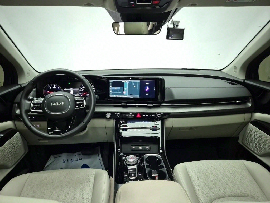 KIA Carnival - Vista 7