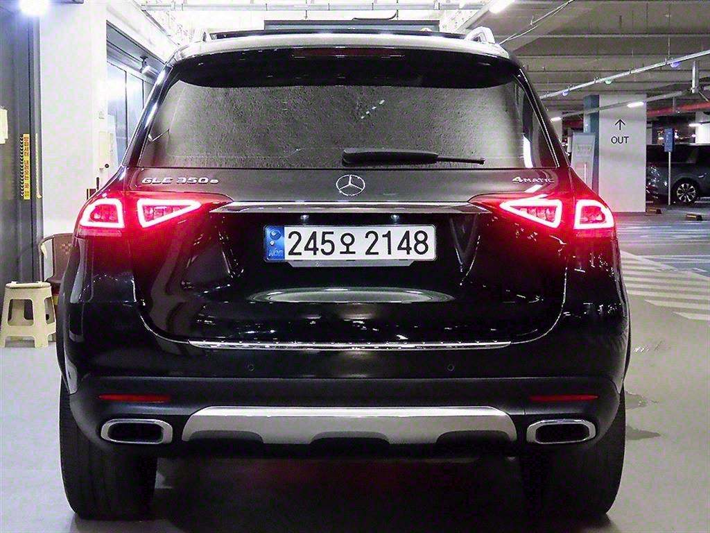 Mercedes Benz GLE Class - Vista 5
